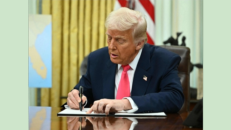 特朗普簽署行政令 要求處方藥在美國降價