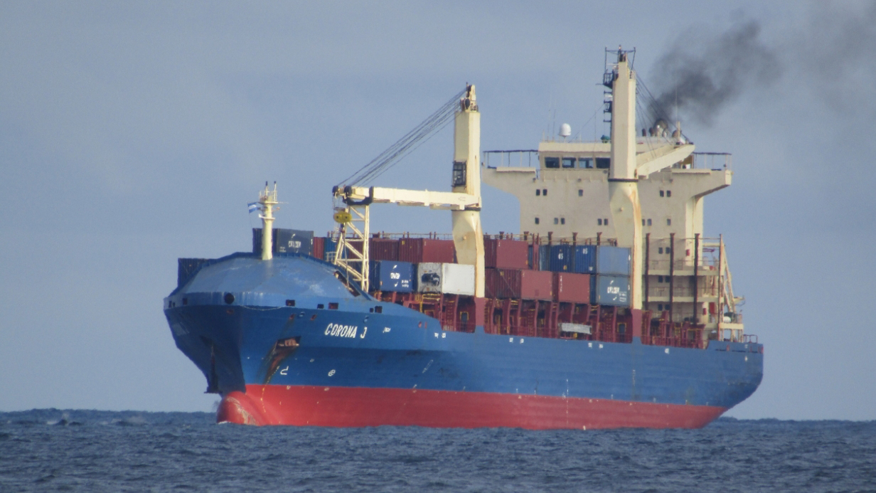 互降關稅後 中國至美國集裝箱運輸預訂量飆升近300%