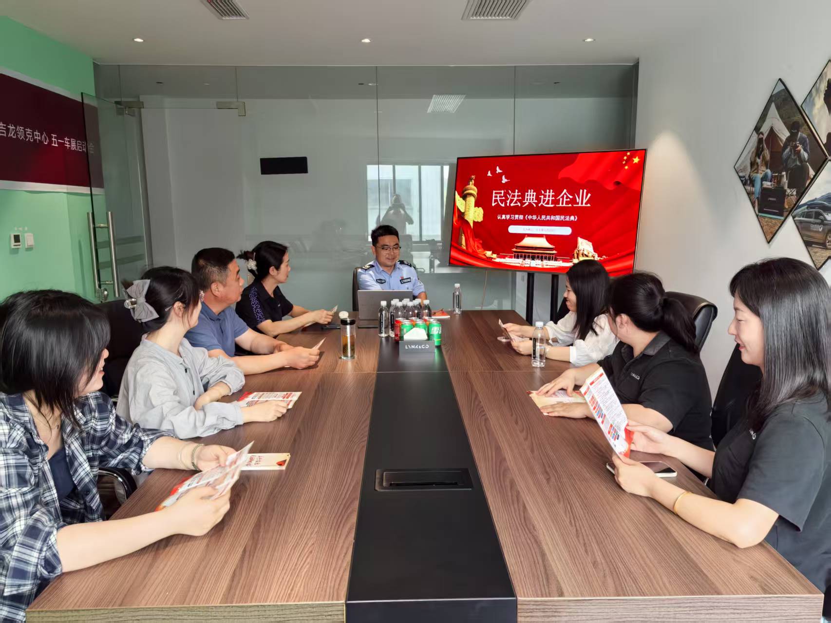 皖休寧縣開展「民法典進企業」普法活動