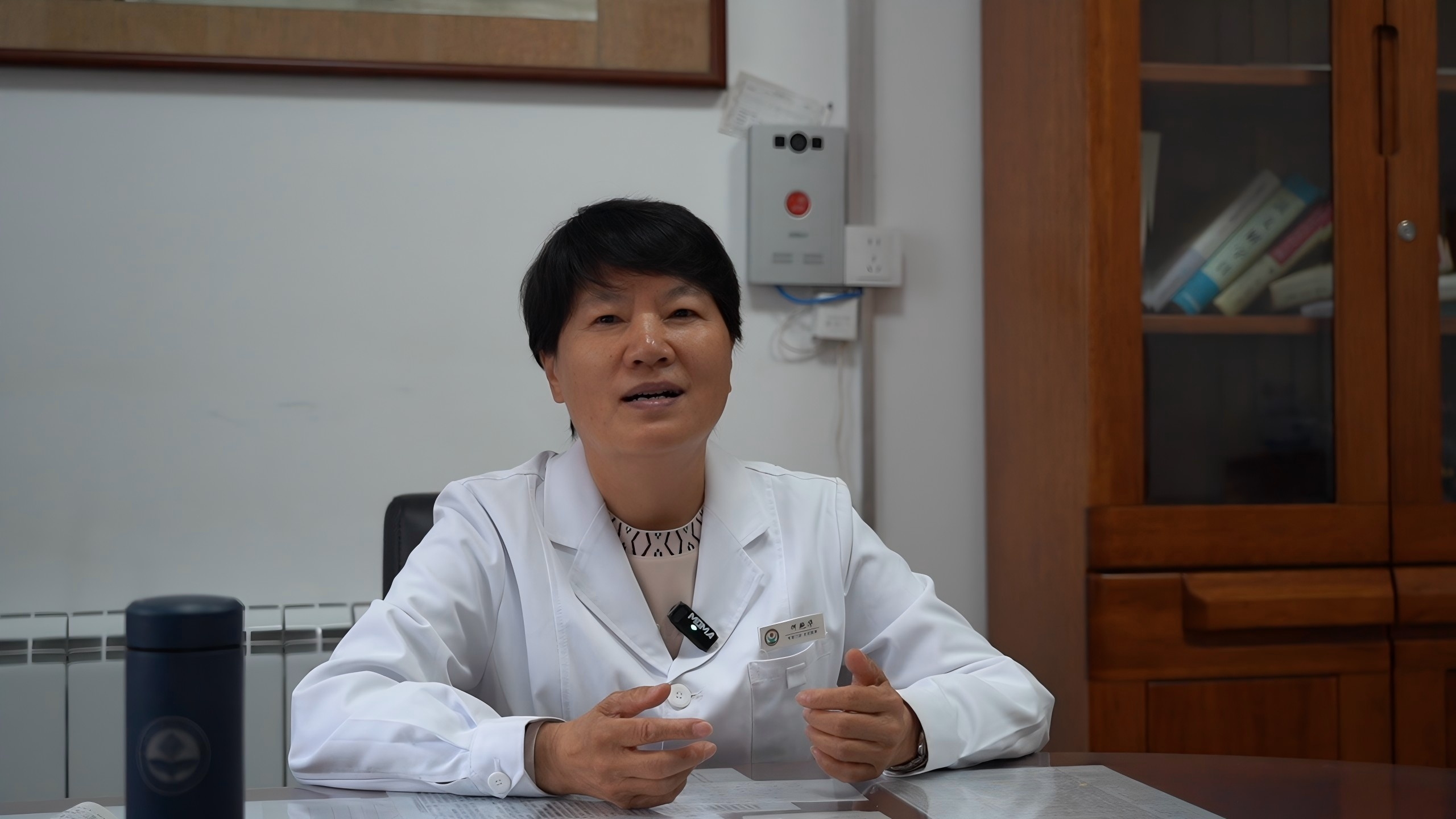 長春市中醫院內科何艷華主任接受香港商報記者專訪