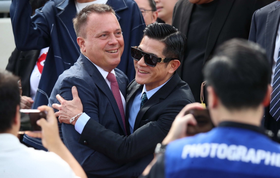 有片丨舞林寶典贏馬捧盃 城城好感動歸功方嘉柏