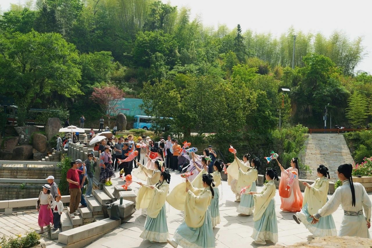 精準修護全民共治 皖徽州區靈山水街煥新彩續芳華