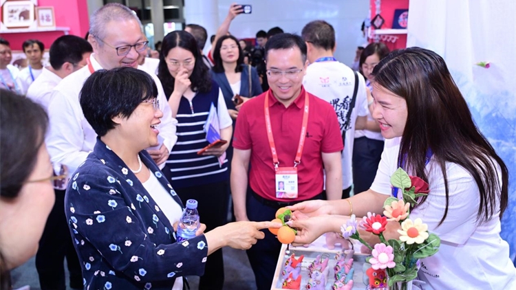 第二屆「美麗工坊」殘疾女性文創作品展再次亮相文博會﻿