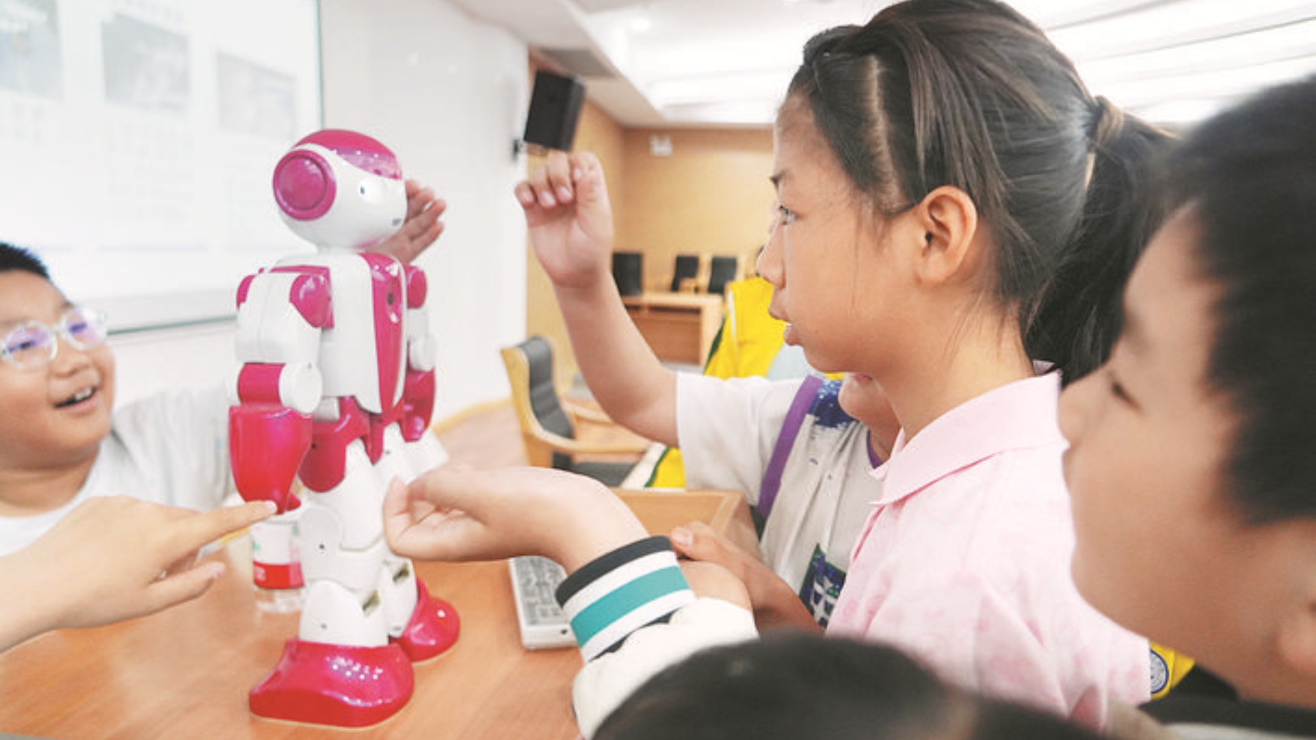 安徽巢湖：播種AI萌芽 啟迪未來之光