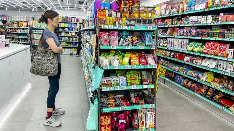 【港事講場】零售業要變法脫困