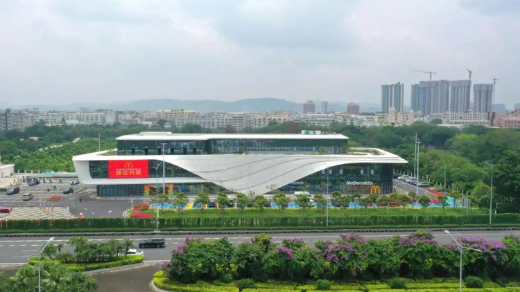 機場高速白雲服務區全面投營