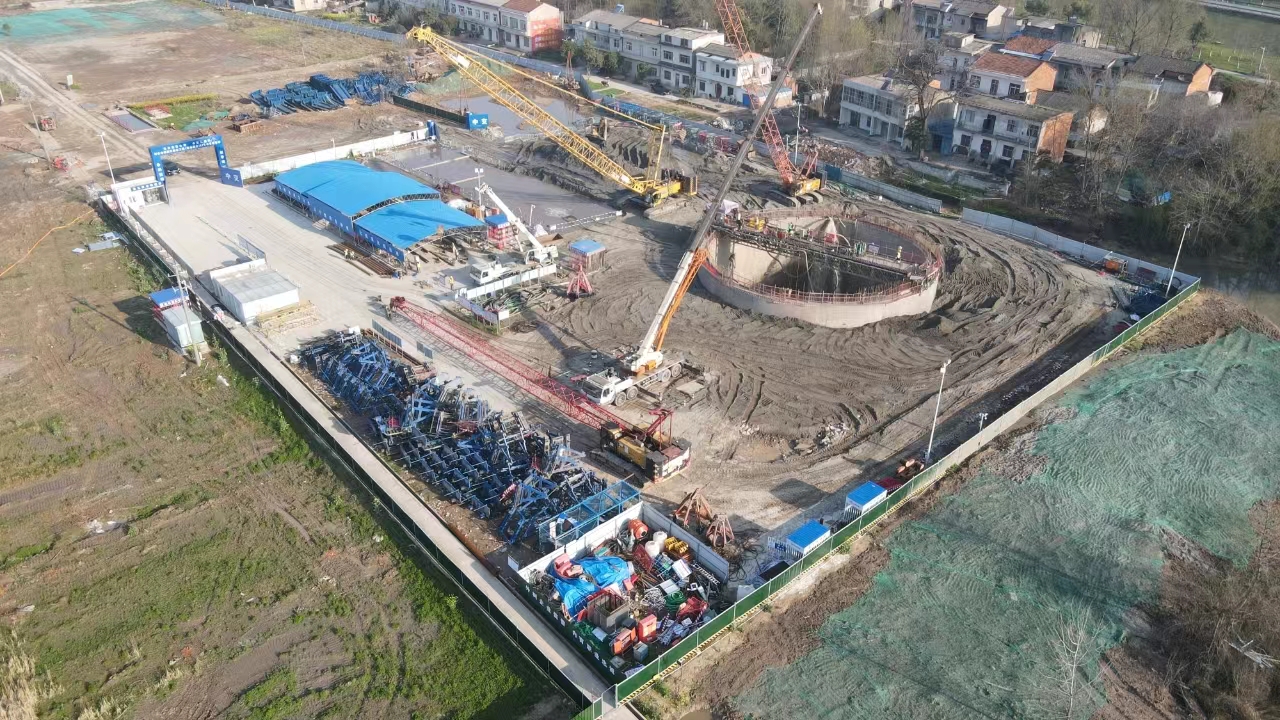 黃石環大冶湖新區供水工程沉井完成底板澆築