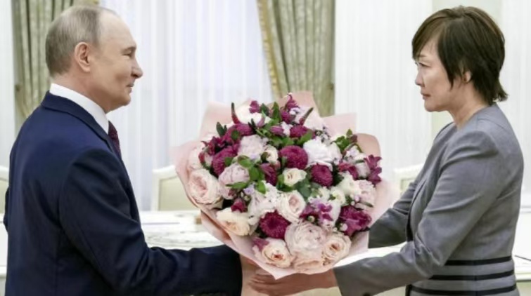 有片｜普京會見安倍晉三遺孀 俄日關係能否改善受關注