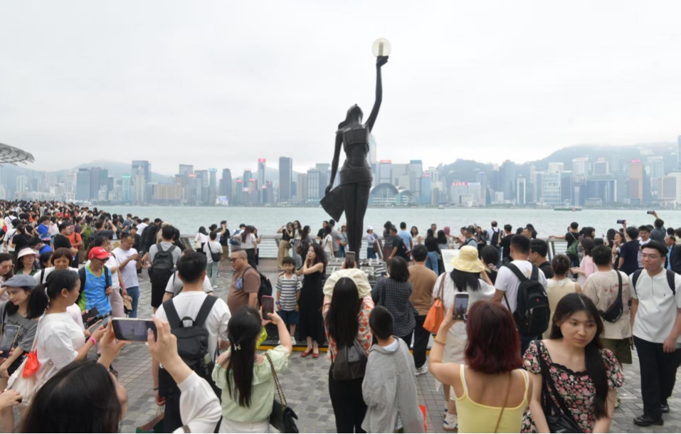 端午節假期展開 部分內地旅客選擇即日來回