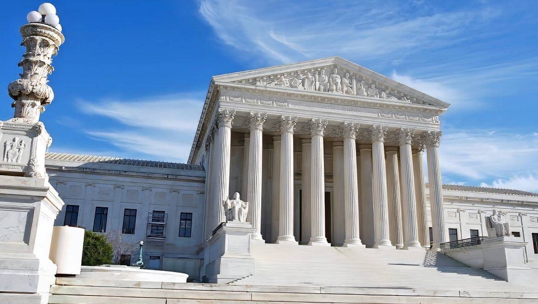 特朗普政府向最高法院上訴 要求推翻聯邦機構裁員及重組臨時禁令 