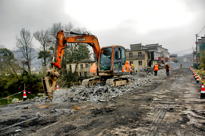 「廢渣渣」變「寶疙瘩」 皖休寧公路綠色建養守護綠水青山
