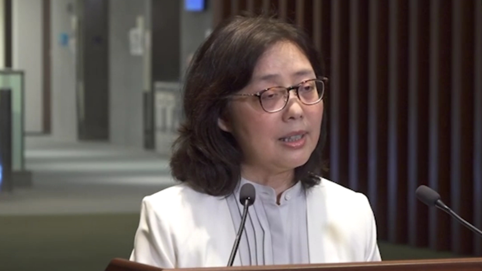 甯漢豪：皇后山邨食水現黑點情況有好轉 本周內會有化驗結果