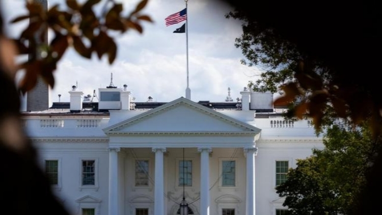 特朗普全面暫停12國公民進入美國