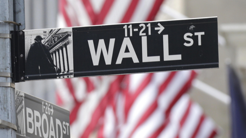 美股三大指數小幅收漲 波音跌近5%