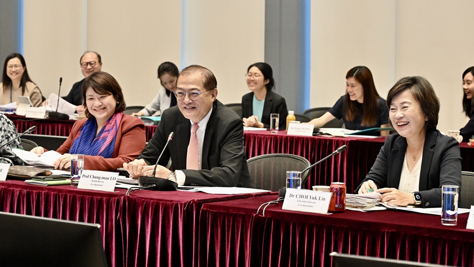 籌備新醫學院工作組晤3間大學代表 重點交流第三所醫學院建議書具體落實方案