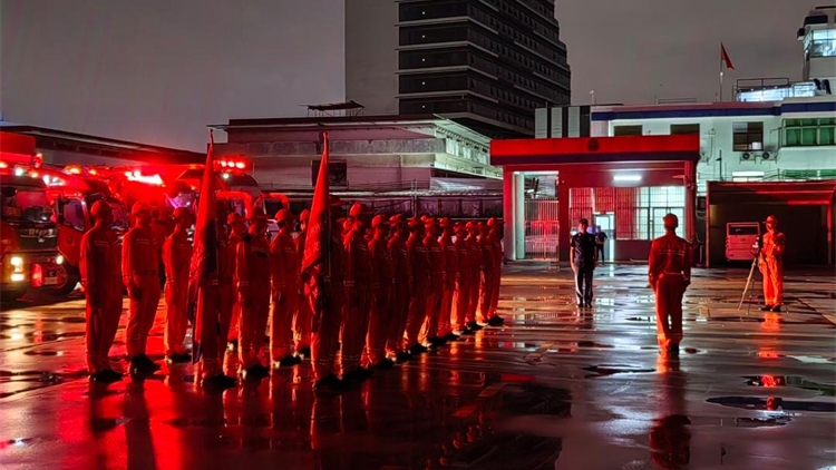 廣州100名消防指戰員跨區域增援肇慶