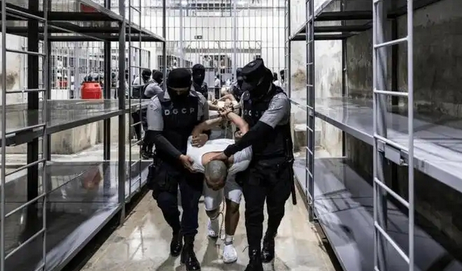 美國最高法院允許特朗普政府將非法移民驅逐至第三國