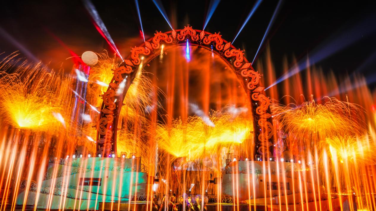 非遺鐵花潑墨夜空！實景大秀《夢回嶺南》2.0版7月5日燃爆12層山體