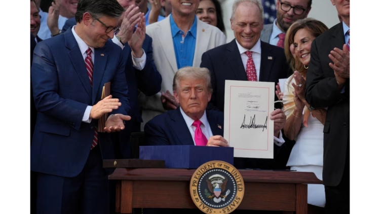 美國總統特朗普簽署「大而美」稅收和支出法案