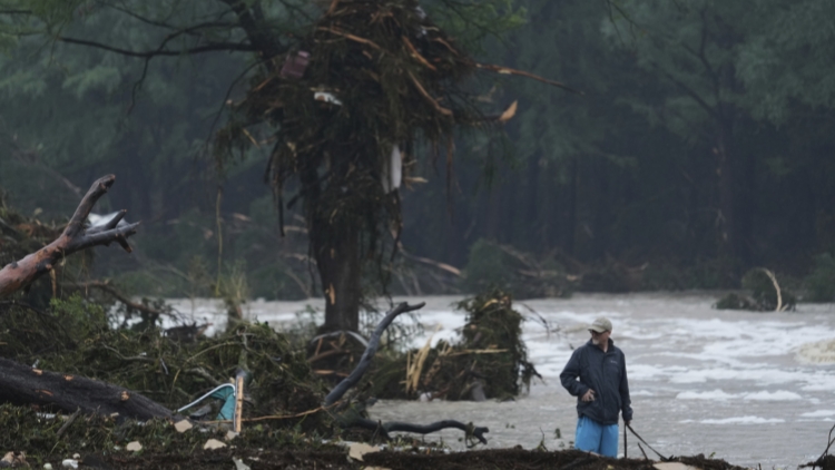 美國得州洪水造成至少13人死亡 逾20名夏令營兒童失蹤 