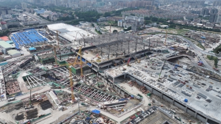 廣湛高鐵佛山站建設實現重大跨越