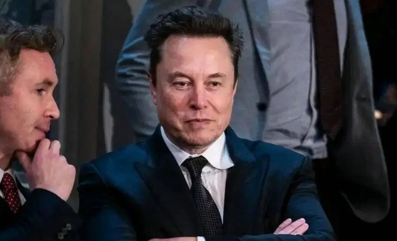 馬斯克宣布成立新政黨後 特斯拉市值蒸發超680億美元