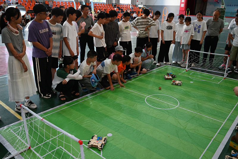 皖祁門：科技夏令營讓孩子們感受科技魅力