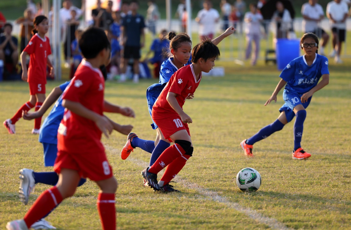 合肥少年綠茵逐夢 聯賽落幕雙冠閃耀