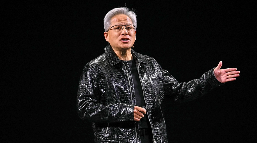 【港商觀察】「四兆男」旋風颳進北京城 黃仁勛在盤算什麼？