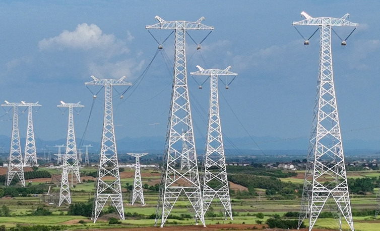 中國最大電力負荷首次突破15億千瓦