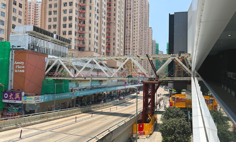 恒隆：淘大商場新行人天橋完成主體安裝 料明天竣工