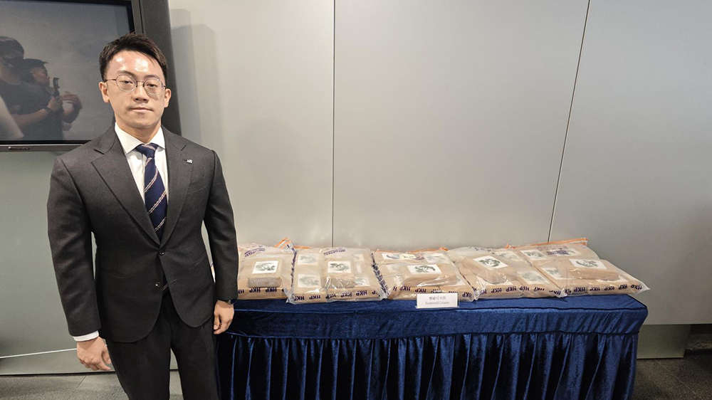 警方搗破觀塘工廈毒品儲存倉 拘一男檢2400萬元可卡因