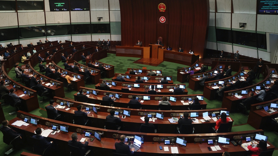 【來論】立法會規範議員議會秩序與國家忠誠