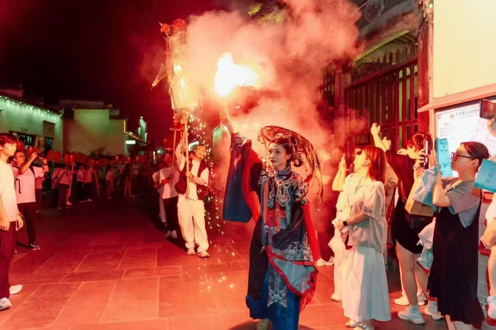 皖黟縣西遞鎮：「開門教育」見成效 文旅繁榮繪新景