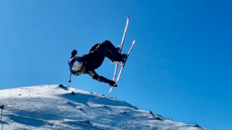 谷愛凌時隔5個月恢復雪上訓練 今年以來已多次受傷