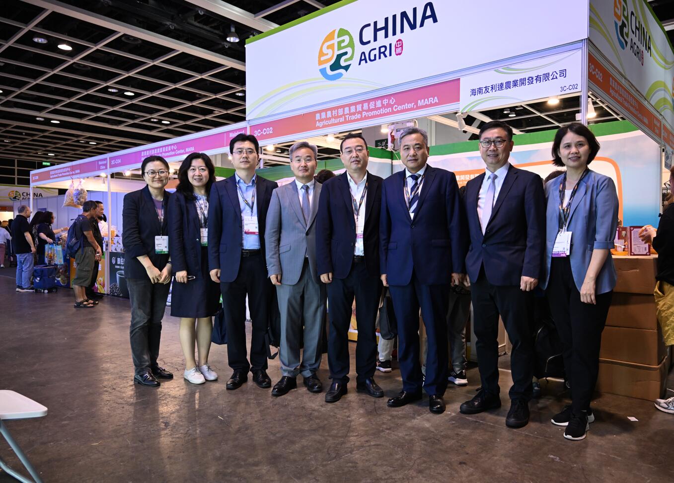 多家行業翹楚應邀考察海南展區 香港美食博覽海南農產品勢頭盛