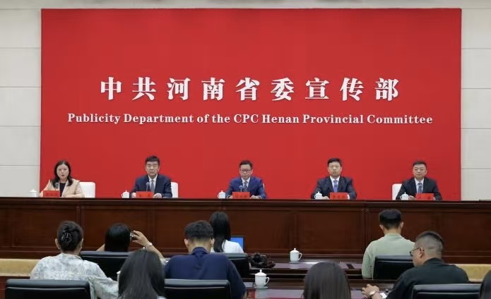 相互疊加、深度融合 數博會與書香河南全民閱讀大會同期在鄭州舉辦