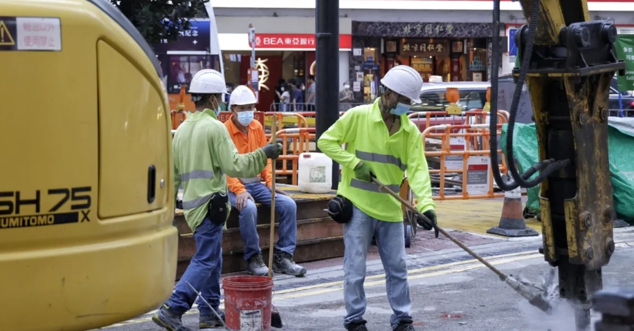 孫玉菡︰輸入外勞共接獲370投訴 料明年上半年完成檢討