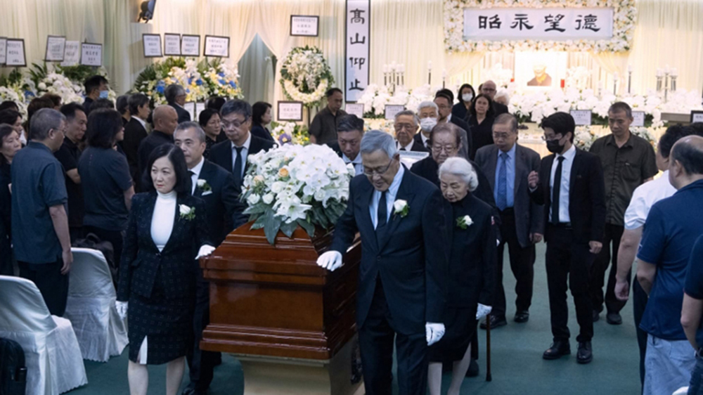 樹仁大學創校校監胡鴻烈今出殯 葉劉淑儀等各界人士扶靈