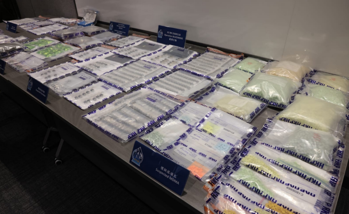 警方打擊網上平台販毒 拘29人檢350萬元毒品