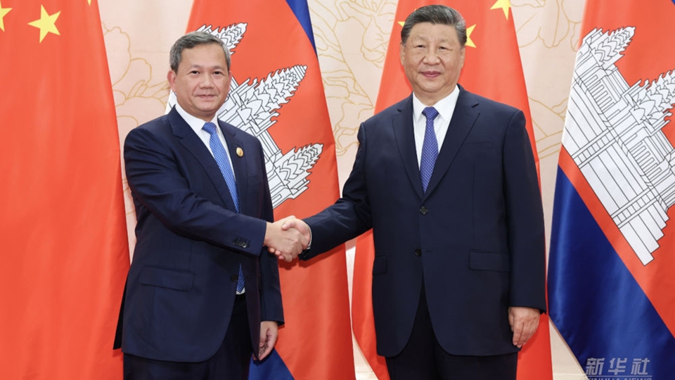 習近平會見柬埔寨首相洪瑪奈