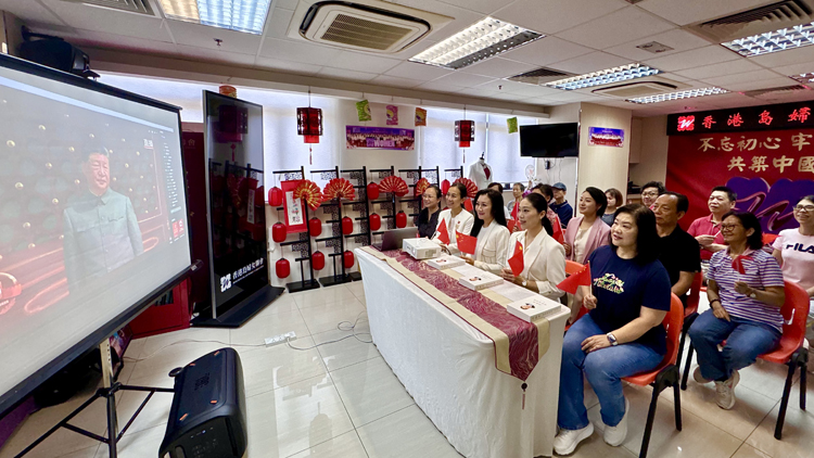 金玲：盛大的閱兵不僅是力量的展示 更是精神的凝聚