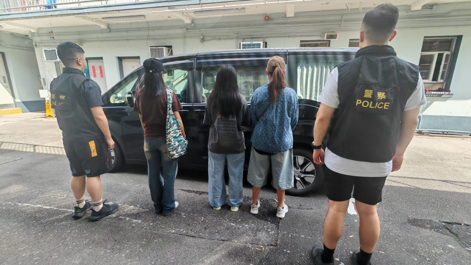 警方深水埗打擊非法賣淫 拘捕3名外籍女子