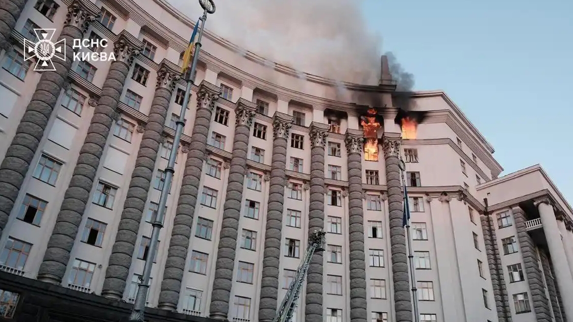 烏總理證實烏政府大樓首次遭俄軍襲擊受損