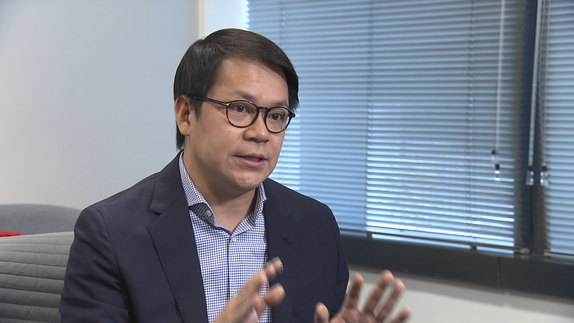 陳克勤：積極爭取B8巴士口岸路線延長服務時間 國慶假期前落實