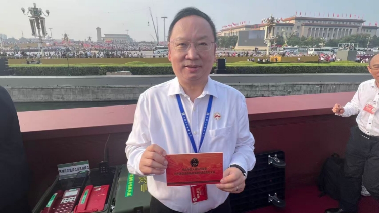 陳仲尼：中國展示強大軍力與和平決心