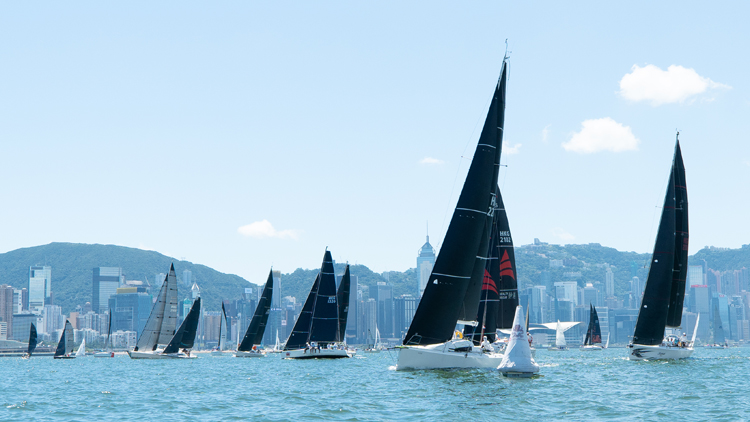 「寶馬秋季帆船賽」順利舉行 Dragon級別船隊參賽備戰明年世錦賽
