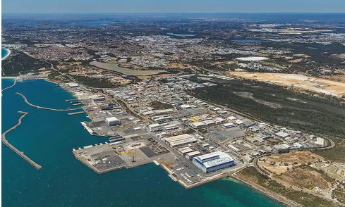 澳大利亞斥巨資升級國防設施  推進AUKUS核潛艇合作