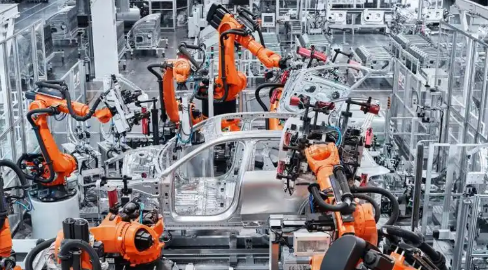 國家統計局：宏觀政策協同發力 8月國民經濟運行總體平穩