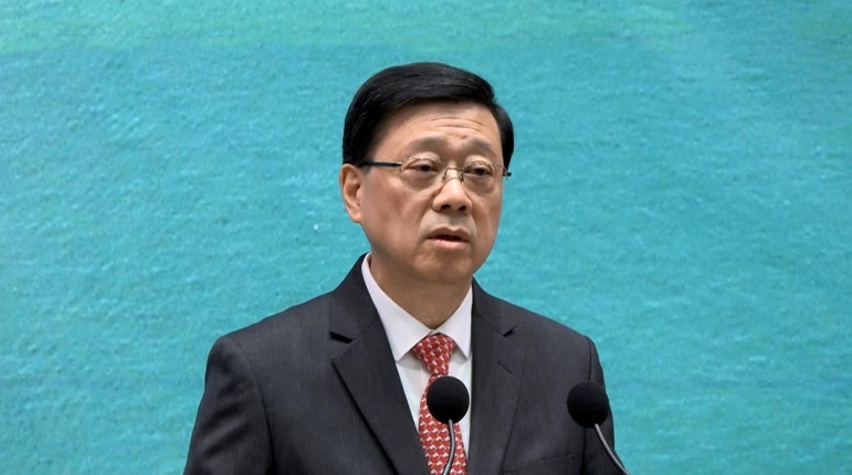 李家超：政府研透過行政措施保障同性伴侶權利